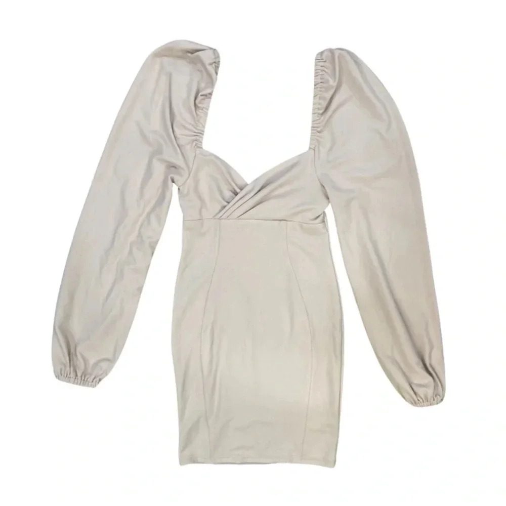 Hey Babe Balloon Sleeve Dress NWT | Nude  / Light Grey | Size M